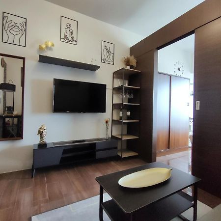 Amazing View Makati Elegant Flat 400Mb Internet Apartment Манила Екстериор снимка